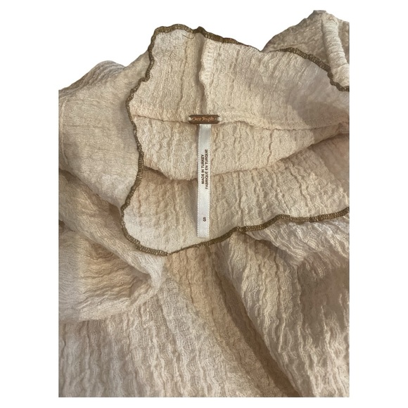 Free People Cream Turtleneck Pullover Knit Top Size S - Picture 4 of 4